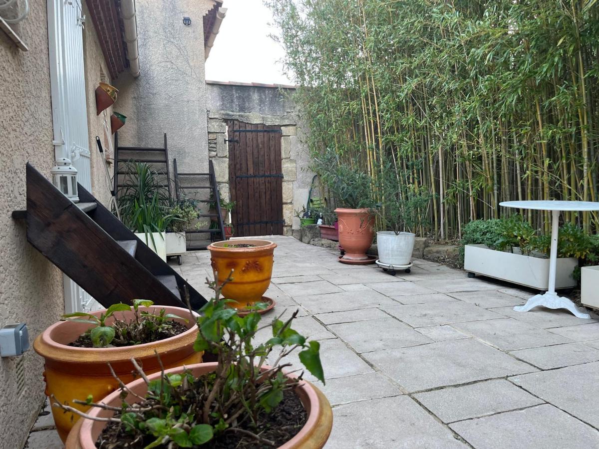 Villa Les Iris Sernhac Exterior foto